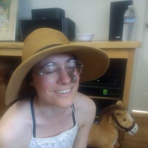 Meet your Posher, Leeya